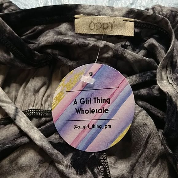 Black Tie-dye Lace Detail Top Long Flare Sleeve Cross Back Tunic - Picture 9 of 10